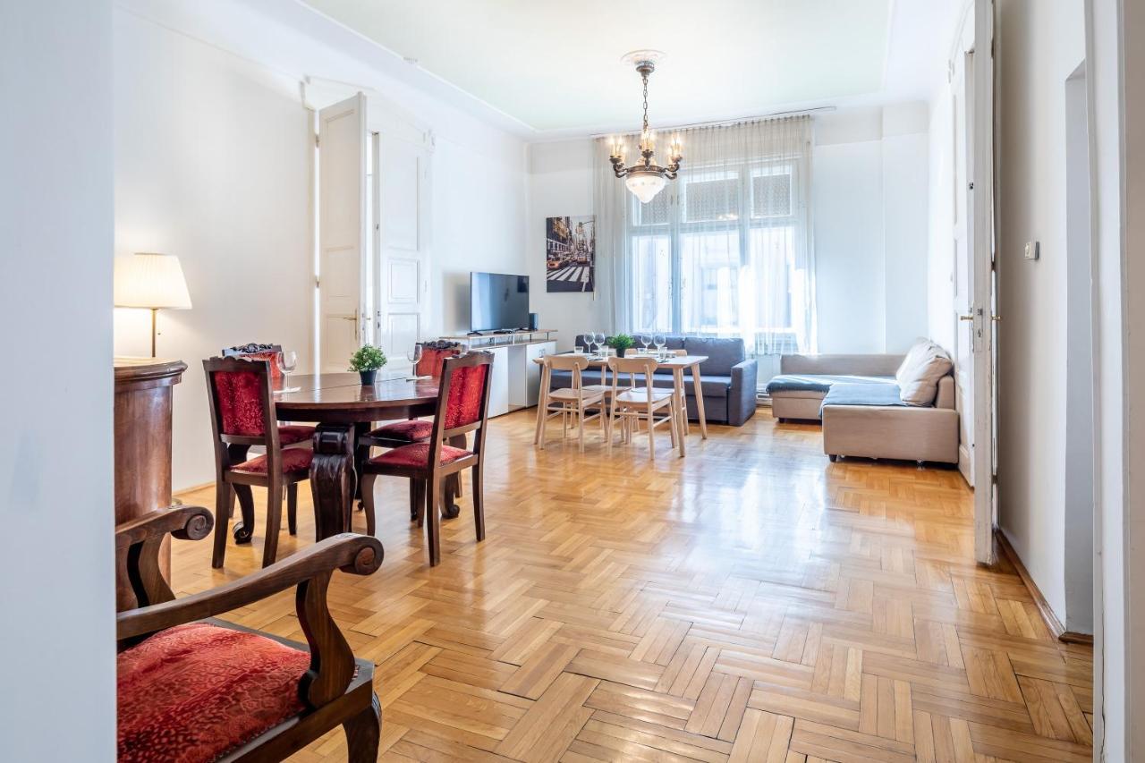 Huge In The Center Apartament Budapesta